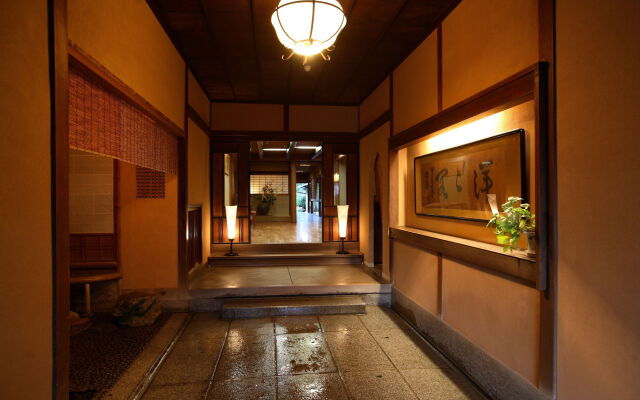 Yoyokaku