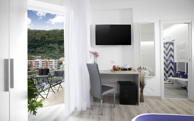 Sirocco Suites
