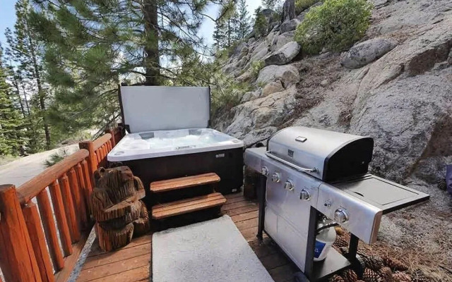 4221 Saddle Road By Redawning