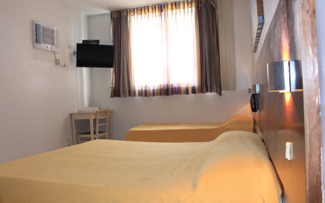 Copacabana Blue Hotel