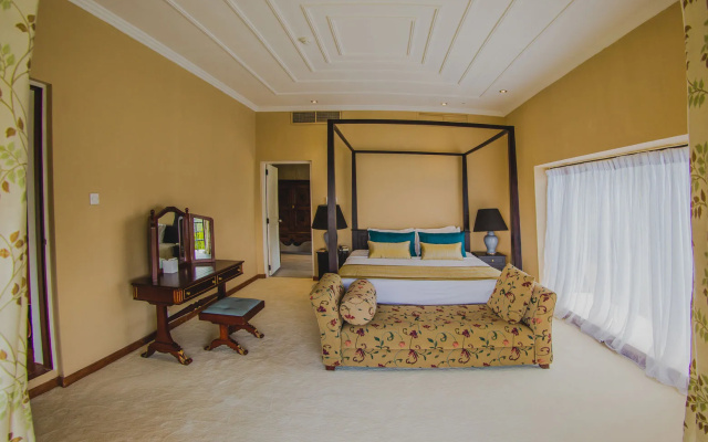 Hunas Falls Hotel