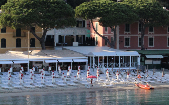 Eight Hotel Paraggi