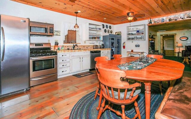 Pleasant Pause-1864 by Big Bear Vacations