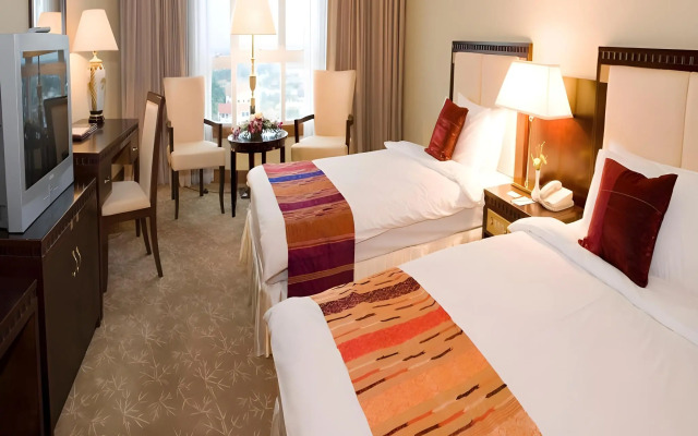 Don Chan Palace, Hotel & Convention