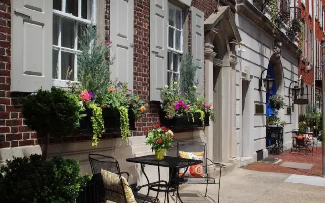 1715 on Rittenhouse, A Boutique Hotel