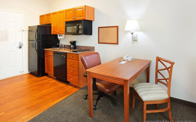 Candlewood Suites Knoxville Airport-Alcoa by IHG