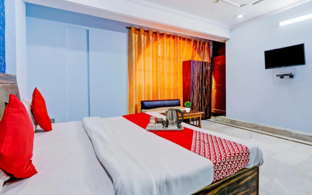 OYO 87646 Hotel Pacific Blue