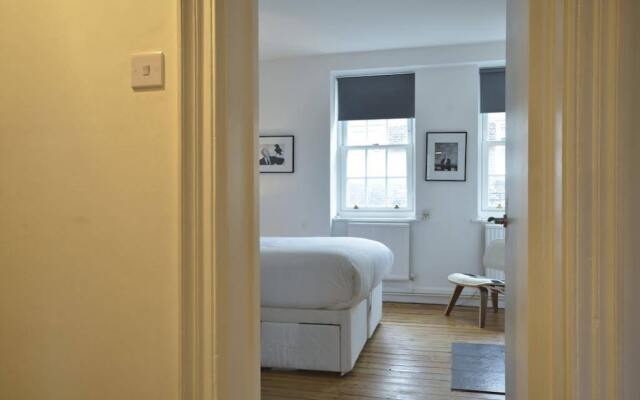 Uber London Theatre Land House