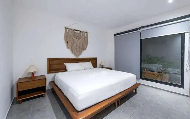 2 BR Great Located Natural Lightning
