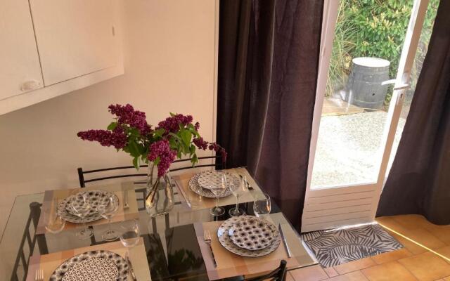 Studio avec grande terrasse et jardin privatif au Pyla