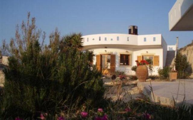 Отель Villas Alexandros Греция, Фаистос - отзывы, цены и фото номеров - забронировать отель Villas Alexandros онлайн вид на фасад