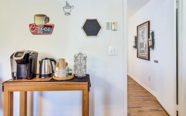 Peaceful Trenton Home w/ Patio Near Hiking!