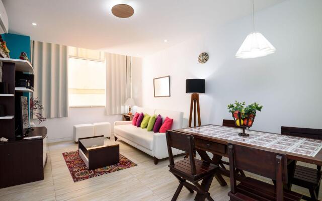 1 Quarto a 200m da Praia de Ipanema | PM1441/206