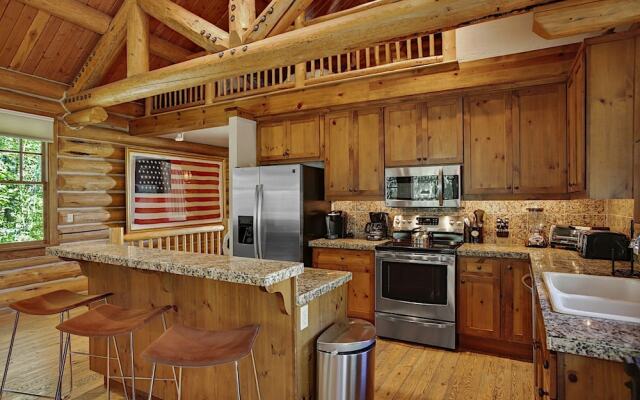 Abode at Moosehead Cabin