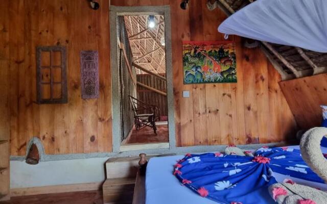 Salama & Mbuyuni Bungalows