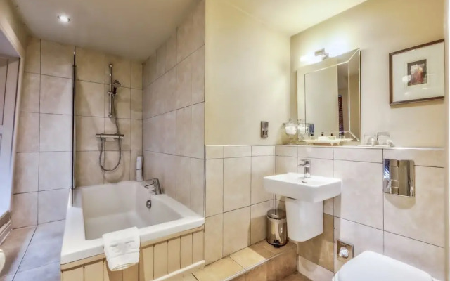 Cbh Whitley Hall Country House Hotel