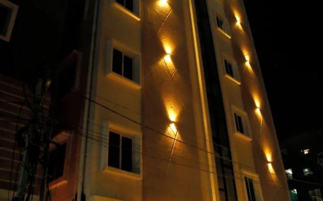 Oak Business Hotel