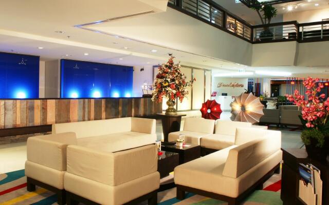 The Pattaya Discovery Beach Hotel Pattaya