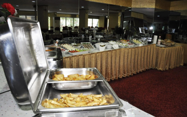 Kıvrak Hotel