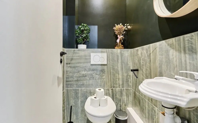 Charming Duplex 1 Bedroom Center of Paris