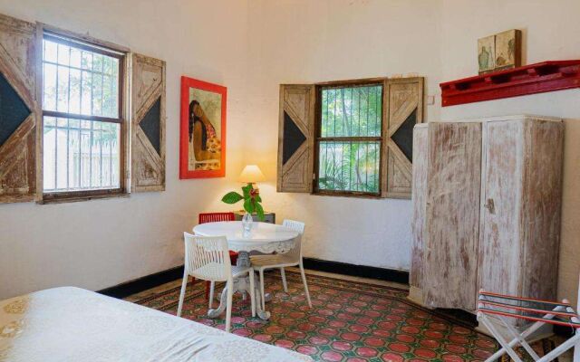 Casa Real del Cabrero by SOHO