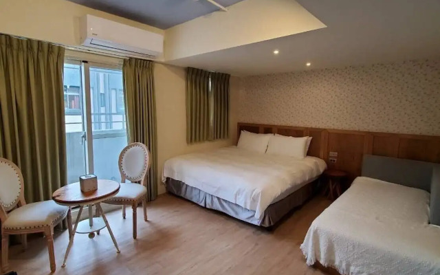 Slow Wow Hot Spring Hotel