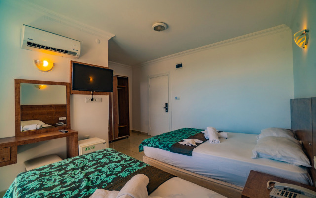 Prenses Sealine Beach Hotel