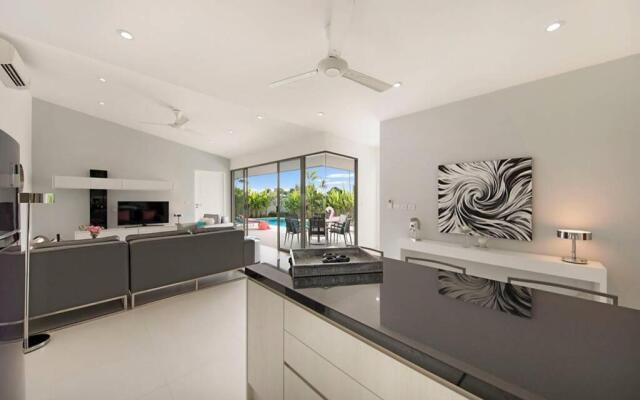 **80% DISCOUNT** 2 Bed/2 Bath SINGLE LEVEL, GARDEN