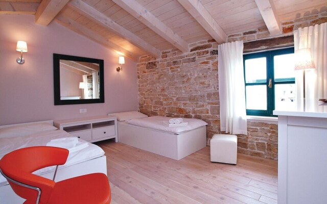 Stunning Home in Kanfanar With Wifi and 4 Bedrooms