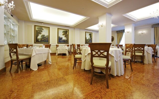 Mercure Parma Centro Stendhal