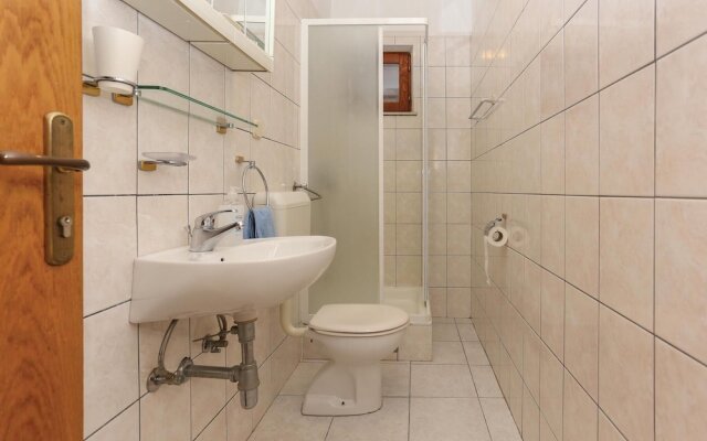 Awesome Home in Kastel Novi With Wifi and 6 Bedrooms