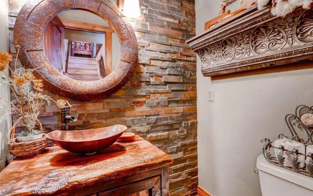 The Cedars Condominiums