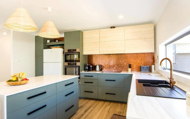 Spinnaker - Family Getaway - 2mins Walk to Beach
