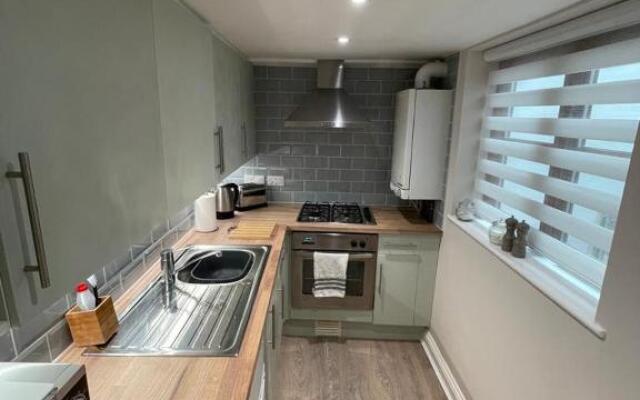 Dancy Mews Over 30's Only apartment