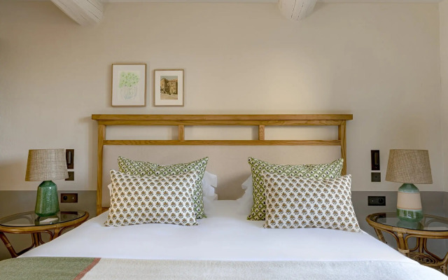 Hotel Crillon Le Brave