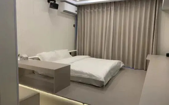 Yiyue Apartment (Shenbei Jijia Shopping Center)
