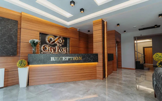 City Port Hotel
