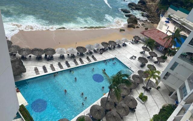 SUITE INCREIBLE CON PLAYA SANITIZEd