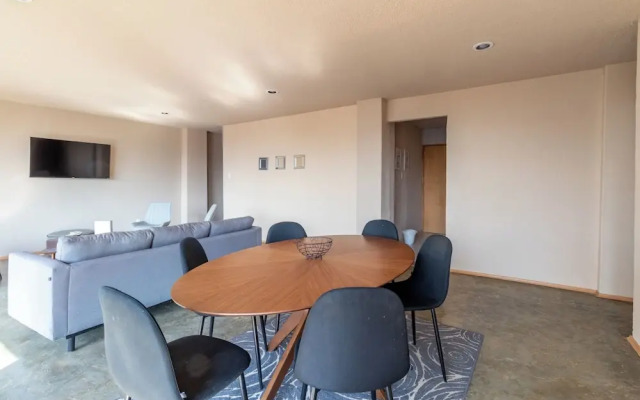 Polanco Flat - Laundry- Parking-elevator-sleeps 10