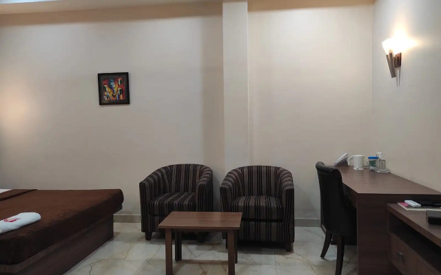 Hotel Holiday Palace