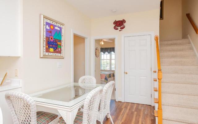 Beach Joy by Oak Island Accommodations