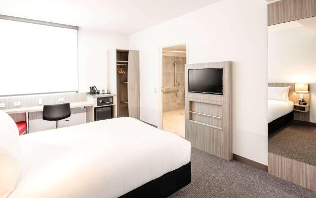 ibis Mackay