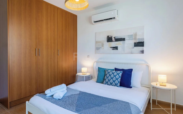 Quint - 2-Bedroom Apt & Pool in Protaras