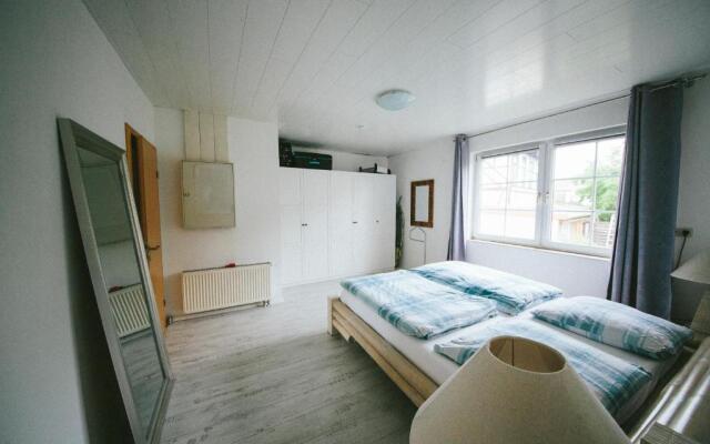 Whirlpool, Fußbodenheizung, Nintendo NES, Netflix, Wintergarten & Workspace