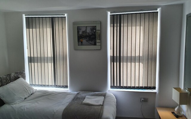 Deluxe Three bed Suite in Liverpool City Center