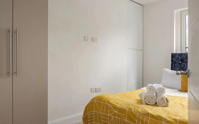Picktheplace Kensington Lux Apartments II