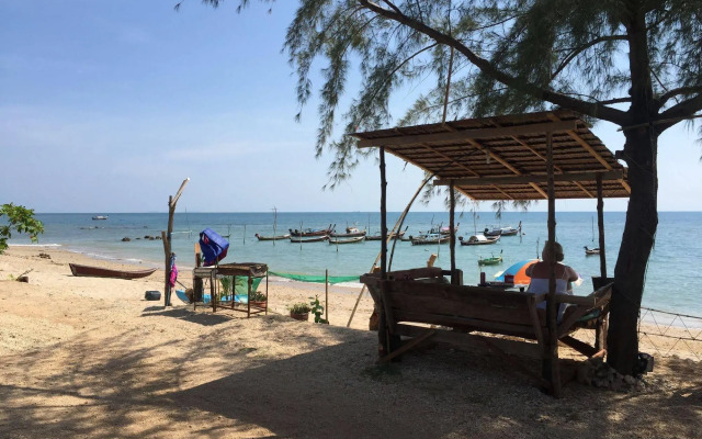 Lanta Wild Beach Resort