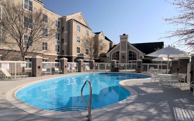 Homewood Suites by Hilton Durham-Chapel Hill / I-40