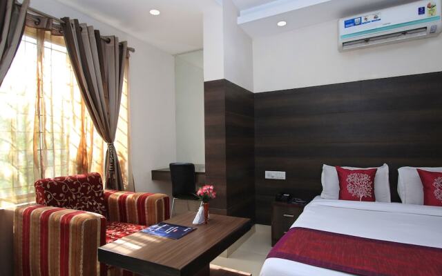 OYO 763 Donatella Suites