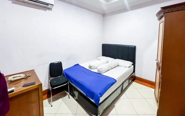 House Of Livina Mitra RedDoorz